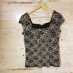 Nicola short sleeve top